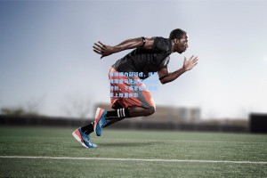 每体曝内部疑虑，维尼修斯皇马生涯面临关键转折，下赛季留队前景蒙上厚重阴影