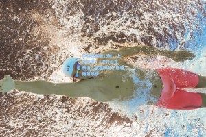 中超联赛第15轮，上海海港3-1逆转山东泰山，武磊梅开二度领跑射手榜