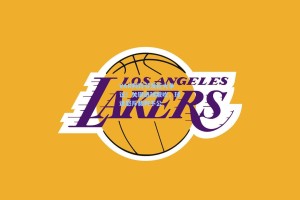 VAR判罚引发巨大争议！关键进球被吹，球迷怒斥裁判不公