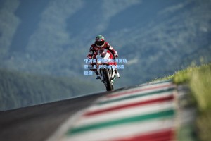 中国皮划艇队亚锦赛斩获三金 新秀崛起老将稳健